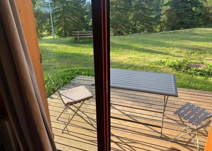 Petit Chalet 5 Pers Piscine Sauna 2 Chambres